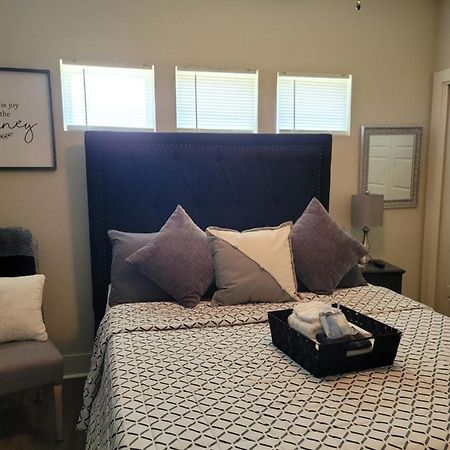 Spacious Townhouse Minutes From Downtown Sa. San Antonio Luaran gambar